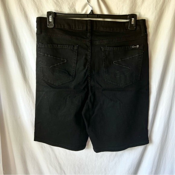 Seven7 Black Jean Shorts Distressed Cut-Off Style - Picture 3 of 4